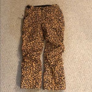 686 ski pants for woman - slightly worn light use